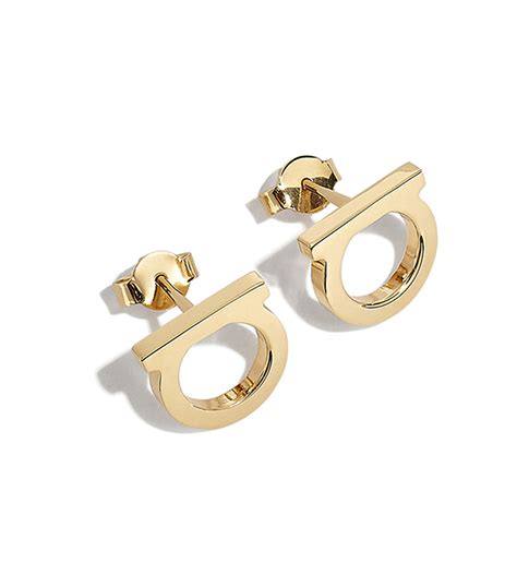 aretes salvatore ferragamo